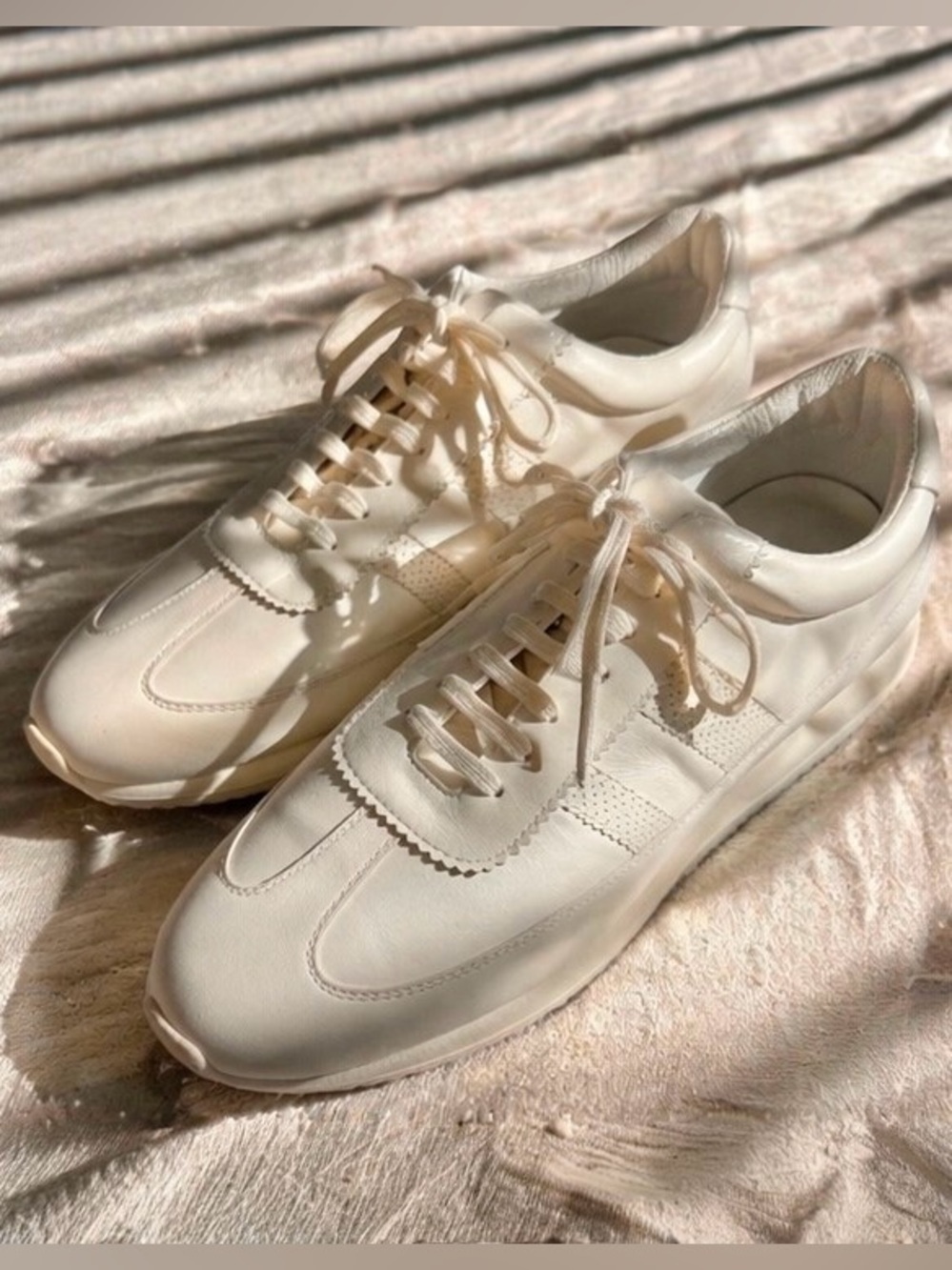 Zara Off-White Leather Lace-Up Sneakers
